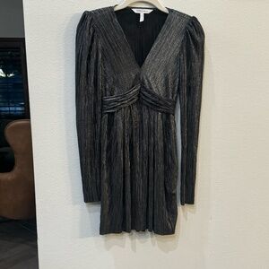 BCBG Metallic Silver Long Sleeve Mini Dress – Size 0
